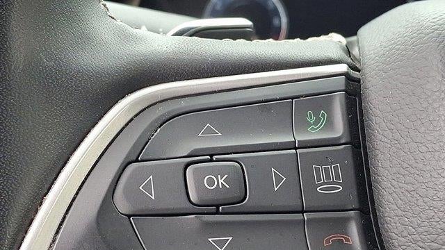 2023 Jeep Grand Cherokee Laredo X