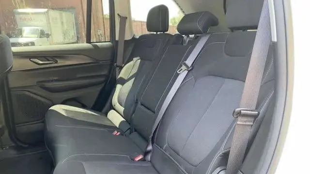 2023 Jeep Grand Cherokee Laredo X