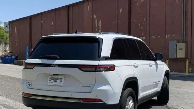 2023 Jeep Grand Cherokee Laredo X