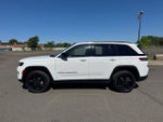 2023 Grand Cherokee Thumbnail 2