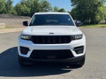 2023 Grand Cherokee Thumbnail 8