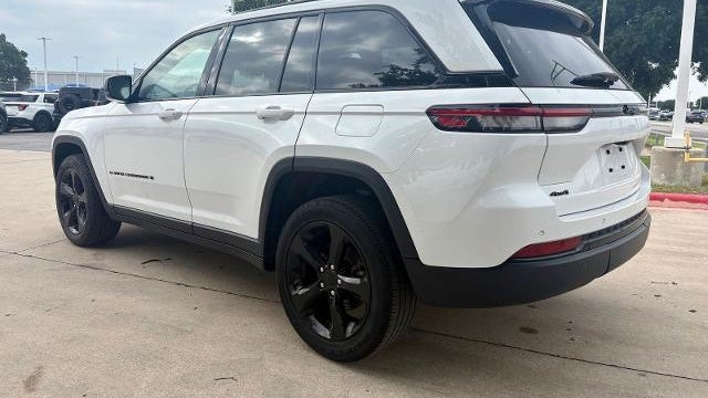 2023 Jeep Grand Cherokee Laredo X
