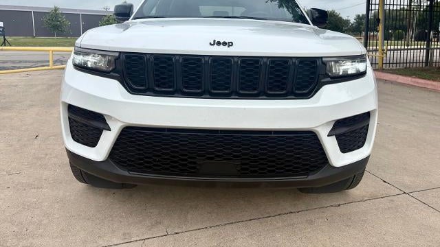 2023 Jeep Grand Cherokee Laredo X