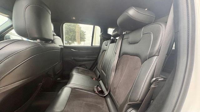 2023 Jeep Grand Cherokee Laredo X