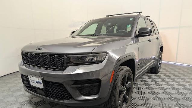 2023 Jeep Grand Cherokee Laredo X