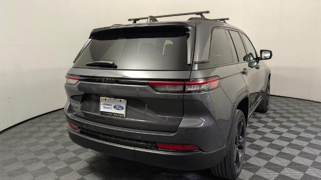 2023 Jeep Grand Cherokee Laredo X