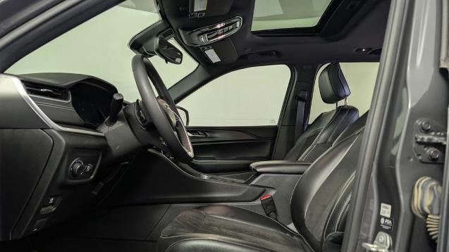 2023 Jeep Grand Cherokee Laredo X