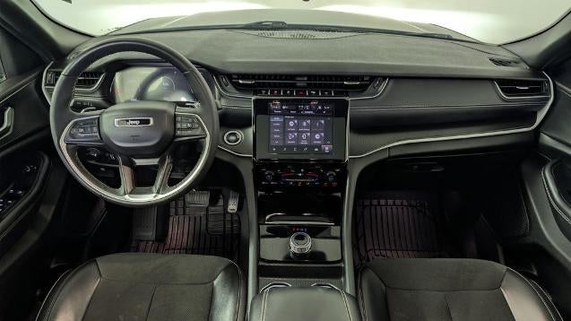 2023 Jeep Grand Cherokee Laredo X