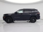 2023 Grand Cherokee Thumbnail 3