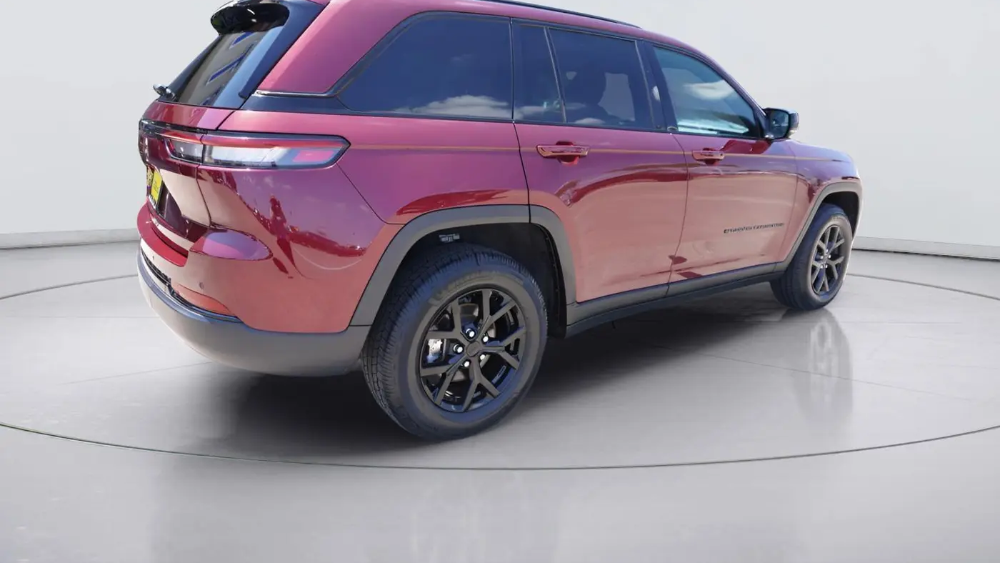 2024 Jeep Grand Cherokee Altitude X