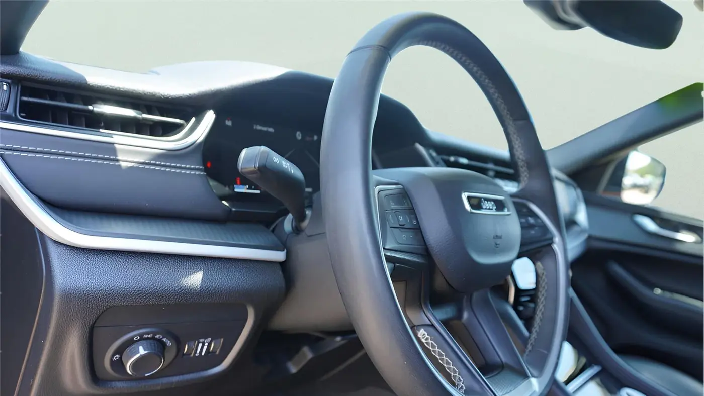 2024 Jeep Grand Cherokee Altitude X
