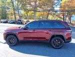 2024 Grand Cherokee Thumbnail 4