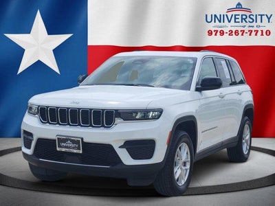 Photo of a 2024 Jeep Grand Cherokee 4X4 Laredo 4DR SUV for sale