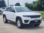 2024 Grand Cherokee Thumbnail 2