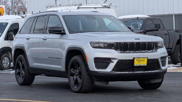 Preowned 2024 Jeep Grand Cherokee Laredo for Sale