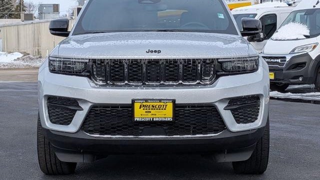 2024 Jeep Grand Cherokee Laredo