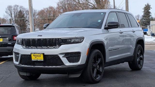 2024 Jeep Grand Cherokee Laredo