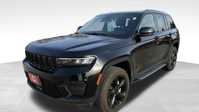 Preowned 2024 Jeep Grand Cherokee Laredo for Sale