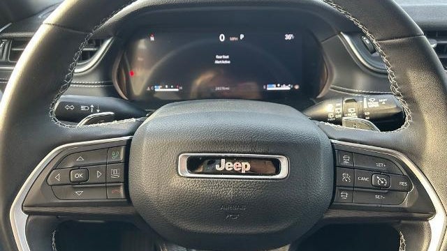2024 Jeep Grand Cherokee Laredo