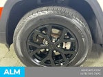 2025 Grand Cherokee Thumbnail 12