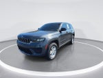 2022 Grand Cherokee Thumbnail 4