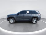 2022 Grand Cherokee Thumbnail 5