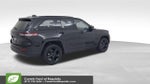 2023 Grand Cherokee Thumbnail 16