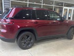 2023 Grand Cherokee Thumbnail 2
