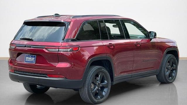 2023 Jeep Grand Cherokee Laredo X