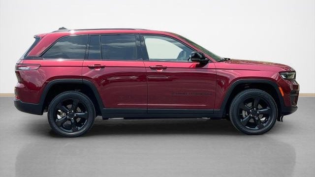2023 Jeep Grand Cherokee Laredo X
