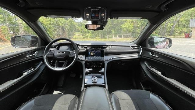 2023 Jeep Grand Cherokee Laredo X