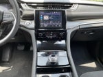 2023 Grand Cherokee Thumbnail 22