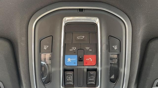 2023 Jeep Grand Cherokee Laredo X