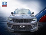 2023 Grand Cherokee Thumbnail 9