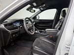 2023 Grand Cherokee Thumbnail 11