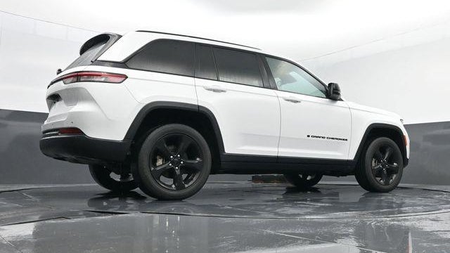 2023 Jeep Grand Cherokee Laredo X