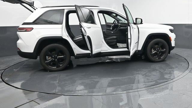 2023 Jeep Grand Cherokee Laredo X