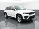 2023 Grand Cherokee Thumbnail 3