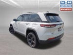 2023 Grand Cherokee Thumbnail 5
