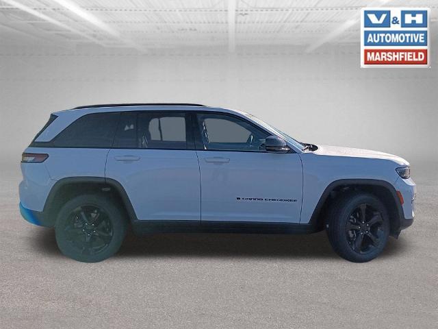 2023 Jeep Cherokee - $30,490
