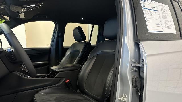 2023 Jeep Grand Cherokee Laredo X