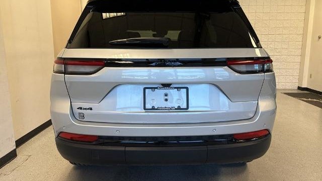 2023 Jeep Grand Cherokee Laredo X