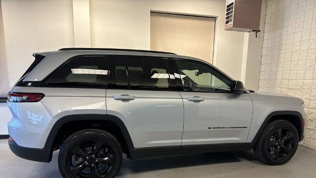 2023 Jeep Grand Cherokee Laredo X