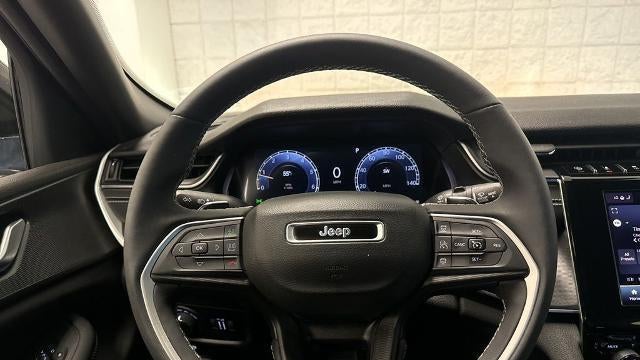 2023 Jeep Grand Cherokee Laredo X