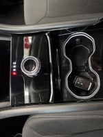 2023 Grand Cherokee Thumbnail 23