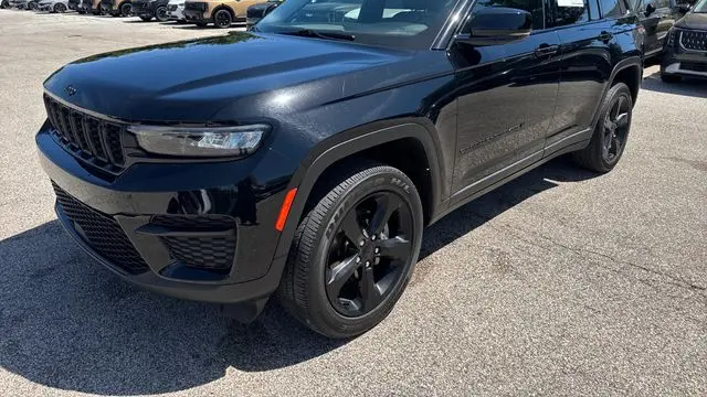 Preowned 2023 Jeep Grand Cherokee Altitude X for Sale