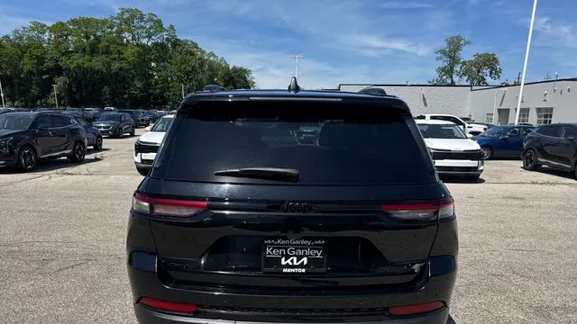 2023 Jeep Grand Cherokee Altitude X