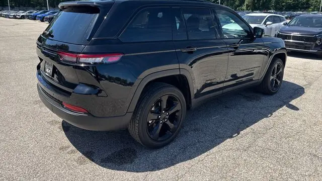 2023 Jeep Grand Cherokee Altitude X
