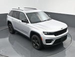 2023 Grand Cherokee Thumbnail 21