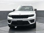 2023 Grand Cherokee Thumbnail 24
